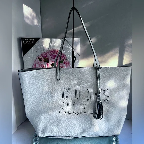 Victoria's Secret White Tote Bag 19X13 - Picture 4 of 8